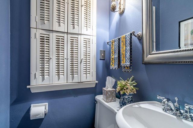 162 N 86th STREET, Wauwatosa, WI 53226