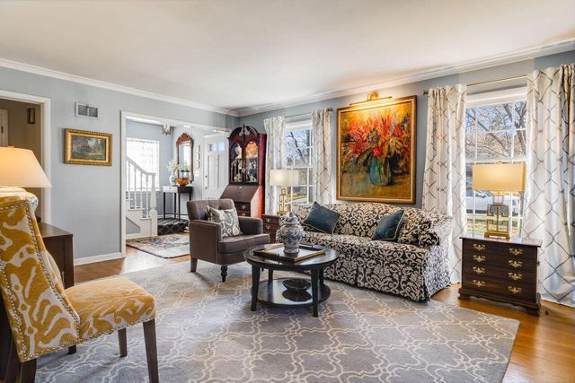 162 N 86th STREET, Wauwatosa, WI 53226