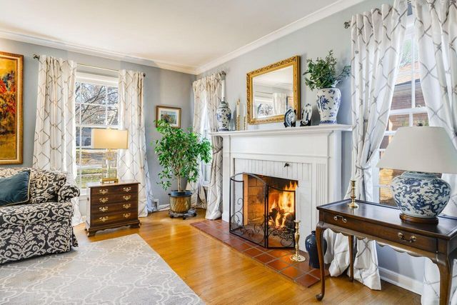 162 N 86th STREET, Wauwatosa, WI 53226