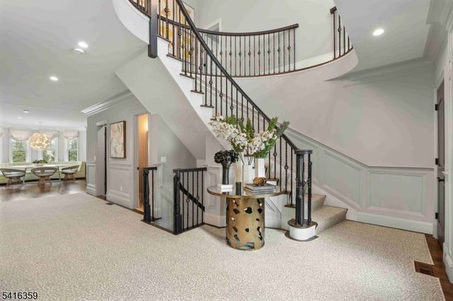 47 Evergreen Dr, North Caldwell Boro, NJ 07006