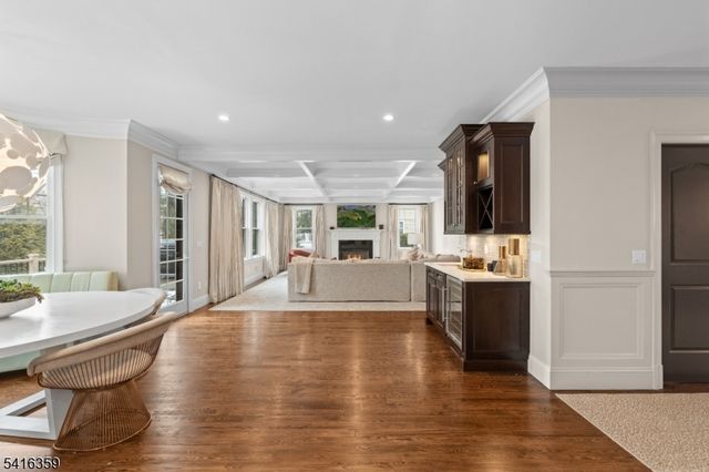 47 Evergreen Dr, North Caldwell Boro, NJ 07006