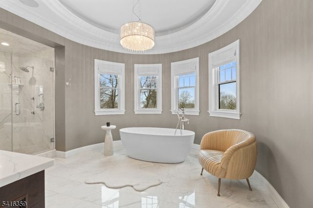 47 Evergreen Dr, North Caldwell Boro, NJ 07006