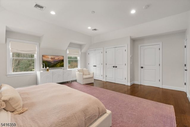 47 Evergreen Dr, North Caldwell Boro, NJ 07006