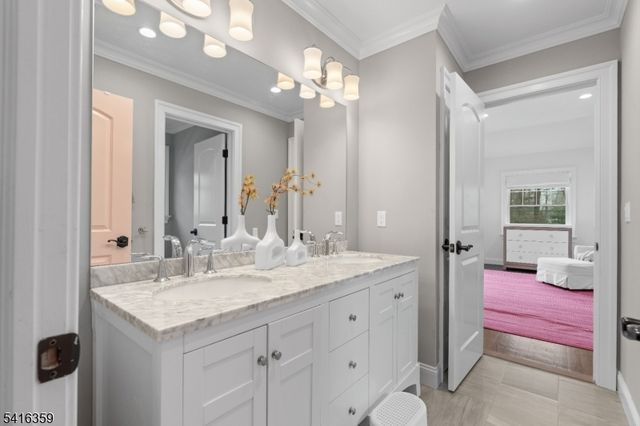 47 Evergreen Dr, North Caldwell Boro, NJ 07006