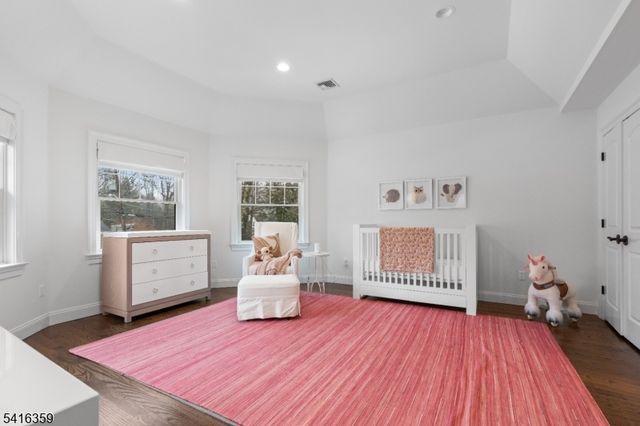 47 Evergreen Dr, North Caldwell Boro, NJ 07006