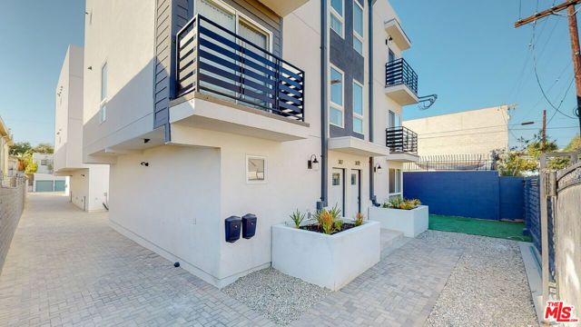 307 rosemont Avenue, Los Angeles, CA 90026