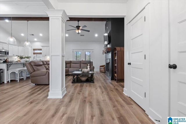 1844 FOX MEADOW TRAIL SE, Cullman, AL 35055