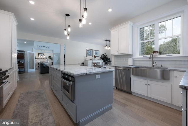 122 LIGHTHOUSE LN, Egg Harbor Township, NJ 08234