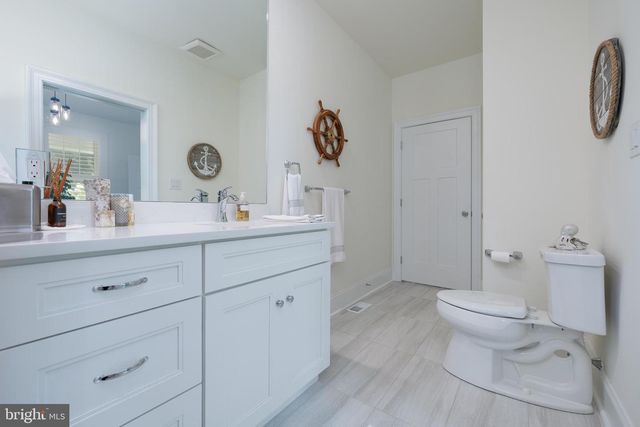 122 LIGHTHOUSE LN, Egg Harbor Township, NJ 08234