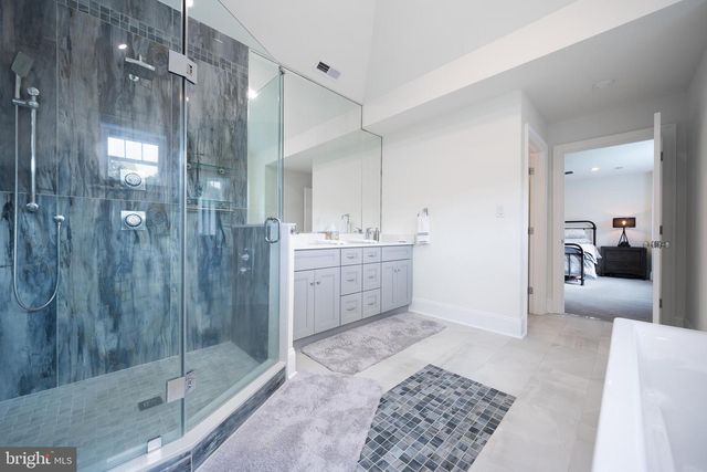 122 LIGHTHOUSE LN, Egg Harbor Township, NJ 08234