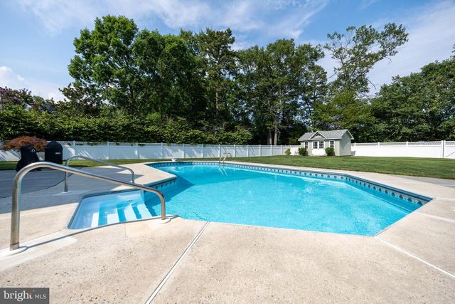 122 LIGHTHOUSE LN, Egg Harbor Township, NJ 08234