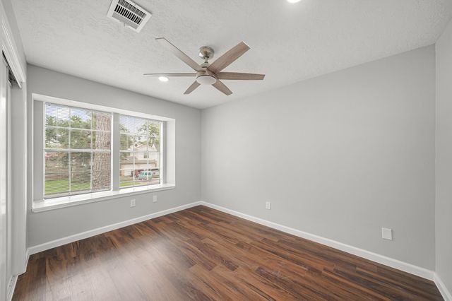 8611 Spruce Mill Drive, Houston, TX 77095