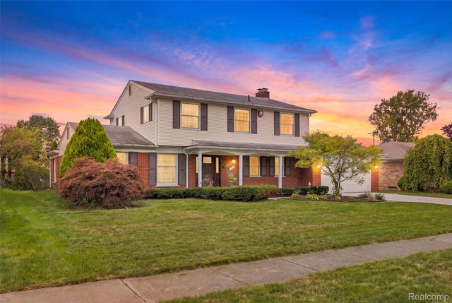 1615 N Evangeline Street, Dearborn Heights, MI 48127