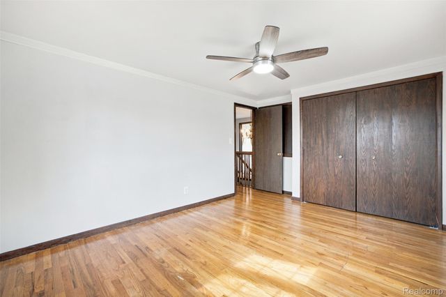 1615 N Evangeline Street, Dearborn Heights, MI 48127