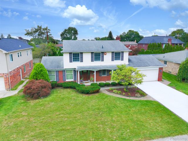1615 N Evangeline Street, Dearborn Heights, MI 48127