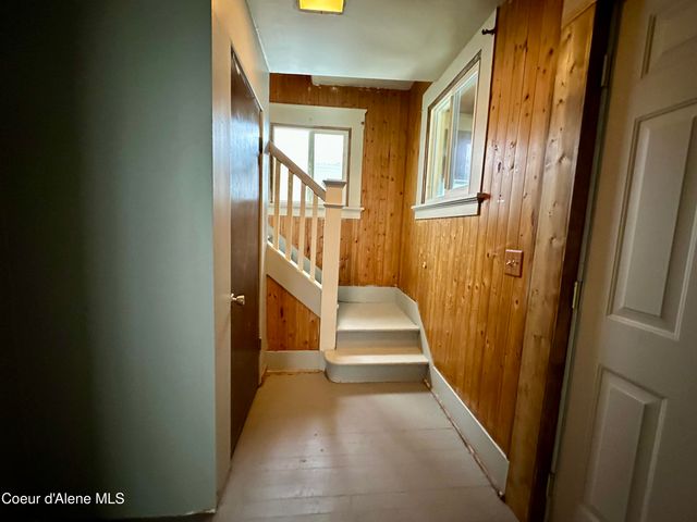 615 Earle St, Mullan, ID 83846