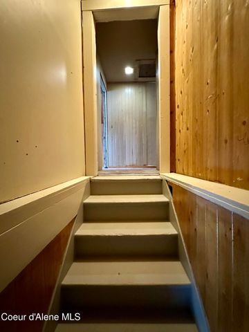 615 Earle St, Mullan, ID 83846