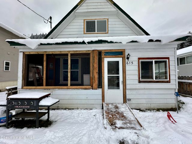 615 Earle St, Mullan, ID 83846