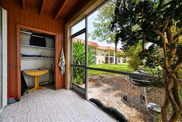 6120 FOREST HILL Boulevard 111, West Palm Beach, FL 33415
