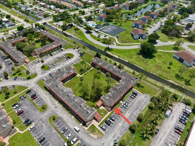 6120 FOREST HILL Boulevard 111, West Palm Beach, FL 33415