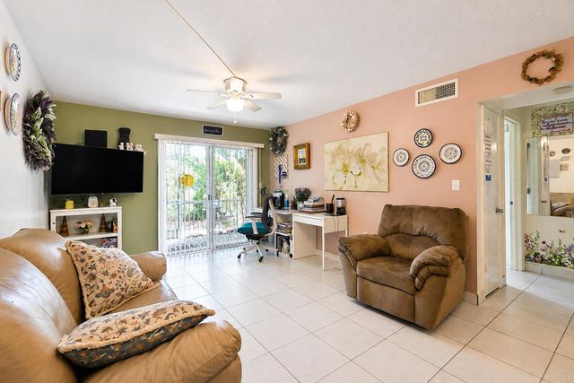 6120 FOREST HILL Boulevard 111, West Palm Beach, FL 33415