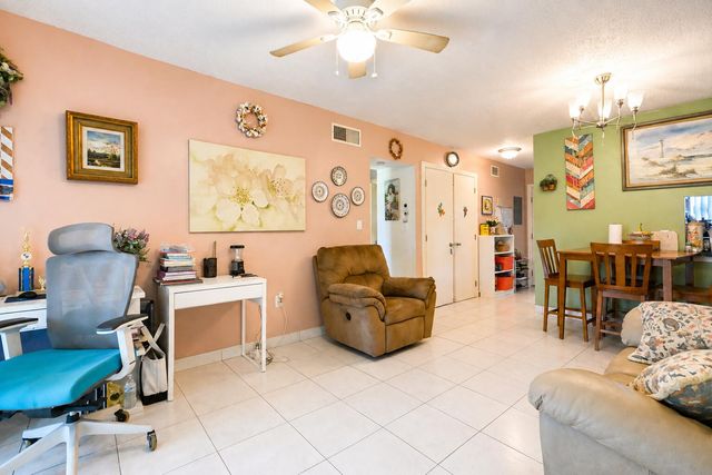 6120 FOREST HILL Boulevard 111, West Palm Beach, FL 33415