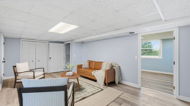 930 Havenhill Dr, Nashville, TN 37217