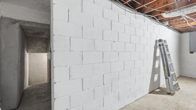 930 Havenhill Dr, Nashville, TN 37217