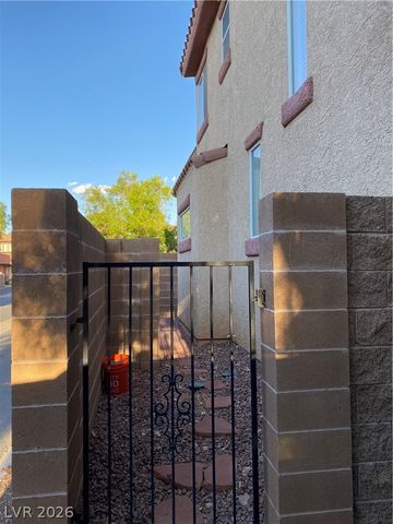 10555 Lessona Street, Las Vegas, NV 89141