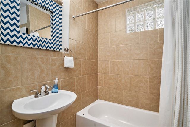 504 W Ashley Avenue, Folly Beach, SC 29439