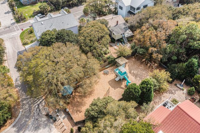 504 W Ashley Avenue, Folly Beach, SC 29439