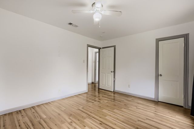 326 E Holley Street, Mesquite, TX 75149