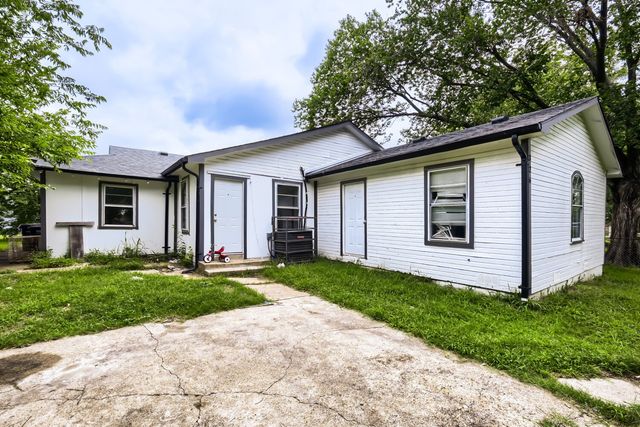 326 E Holley Street, Mesquite, TX 75149