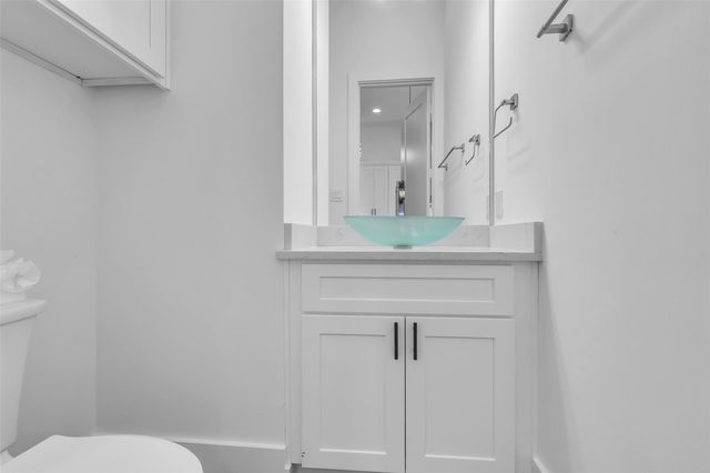 2716 Baldwin Street, Houston, TX 77006