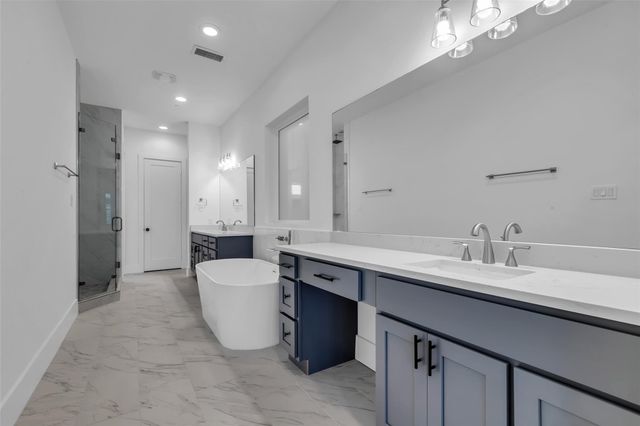 2716 Baldwin Street, Houston, TX 77006