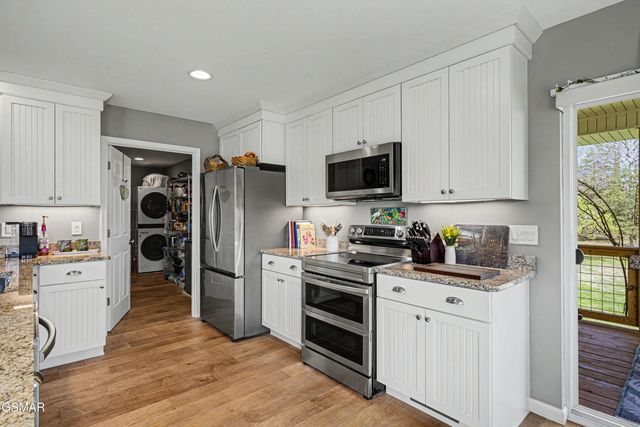 3138 Laurelwood Lane, Sevierville, TN 37862