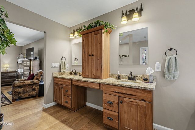 3138 Laurelwood Lane, Sevierville, TN 37862