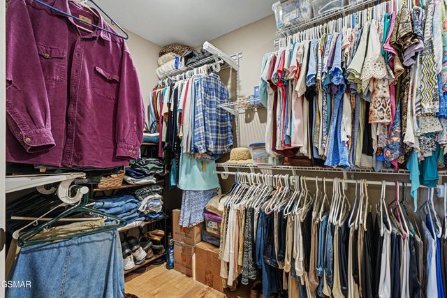 3138 Laurelwood Lane, Sevierville, TN 37862