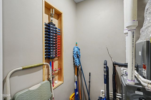 3138 Laurelwood Lane, Sevierville, TN 37862