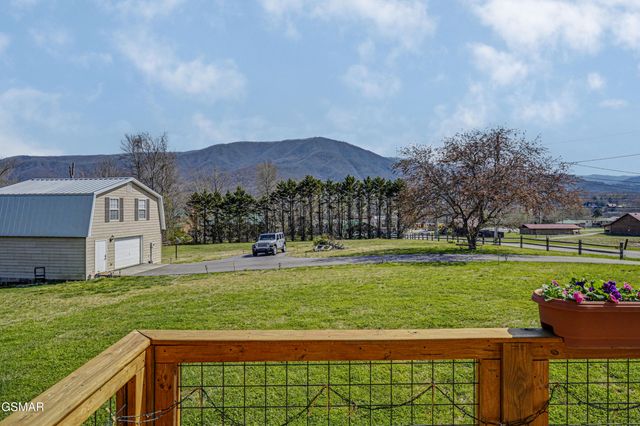 3138 Laurelwood Lane, Sevierville, TN 37862