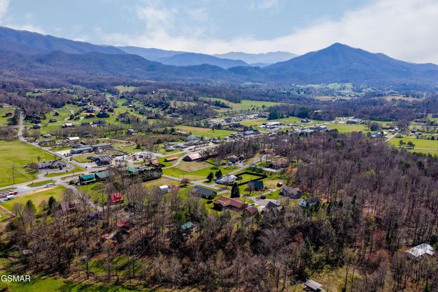 3138 Laurelwood Lane, Sevierville, TN 37862