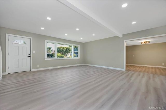 200 4th Avenue, East Northport, NY 11731