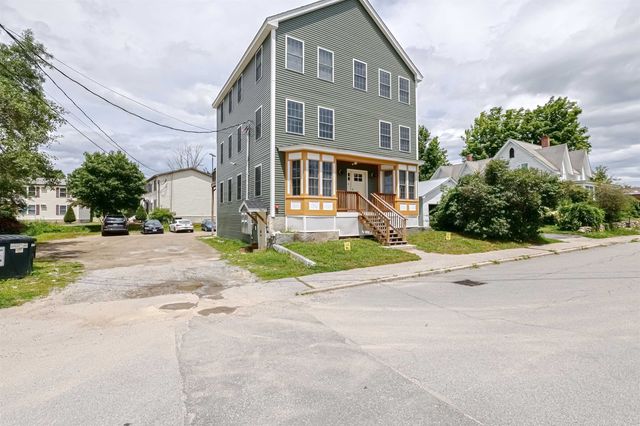 13 Myrtle Street, Hillsborough, NH 03244