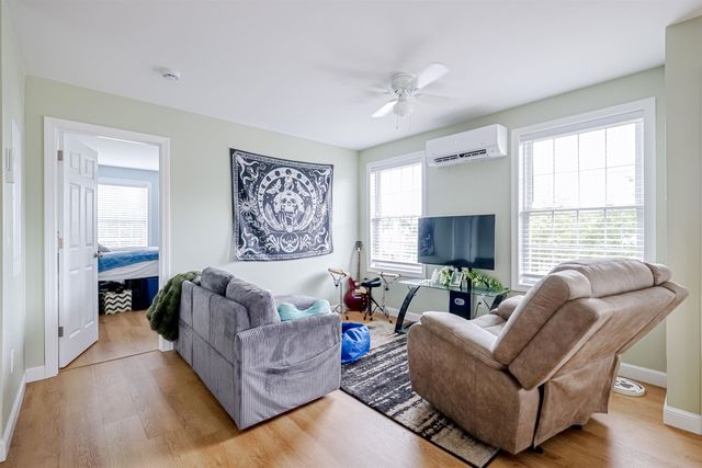13 Myrtle Street, Hillsborough, NH 03244