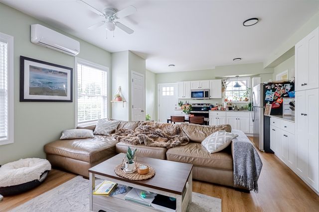 13 Myrtle Street, Hillsborough, NH 03244