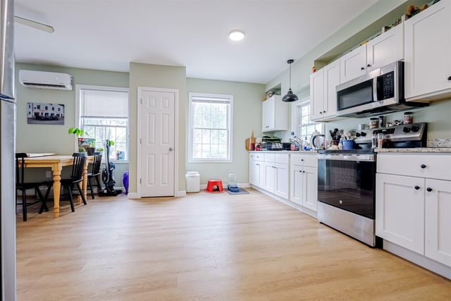 13 Myrtle Street, Hillsborough, NH 03244