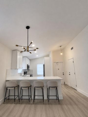 8101 Sweetbriar Way, Boca Raton, FL 33496