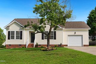 295 Jared Drive, Fuquay Varina, NC 27526