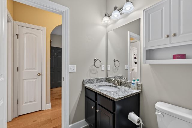 4802 Genoa Dr, Mount Juliet, TN 37122