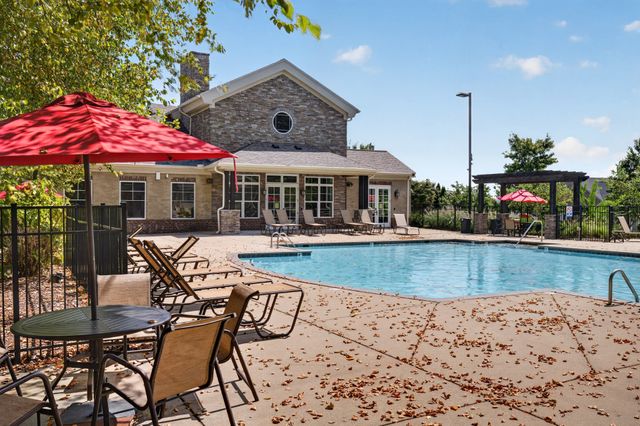 4802 Genoa Dr, Mount Juliet, TN 37122